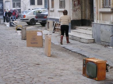 Foto: Bucaţi din cărţi